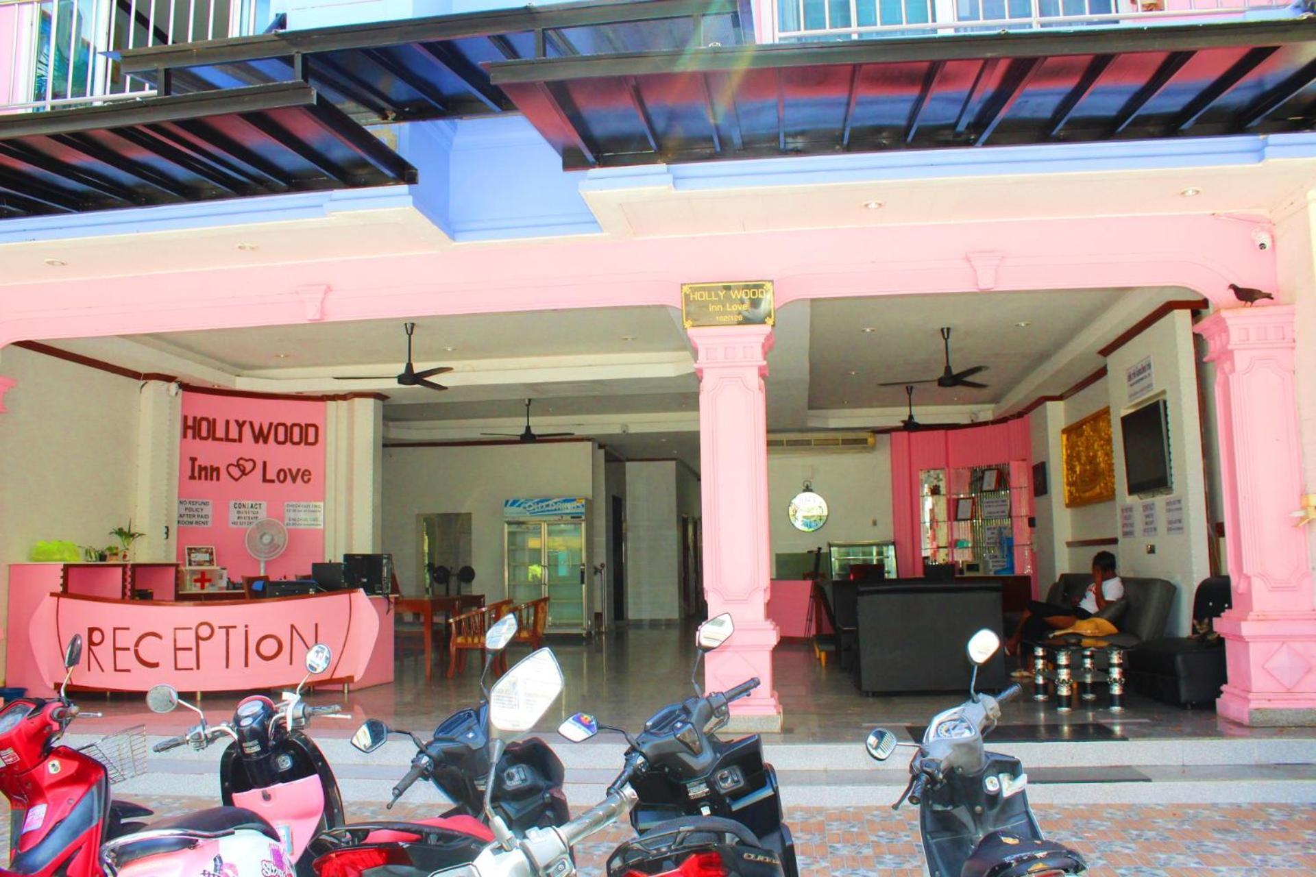 Hollywood Inn Hotel Patong Exterior foto